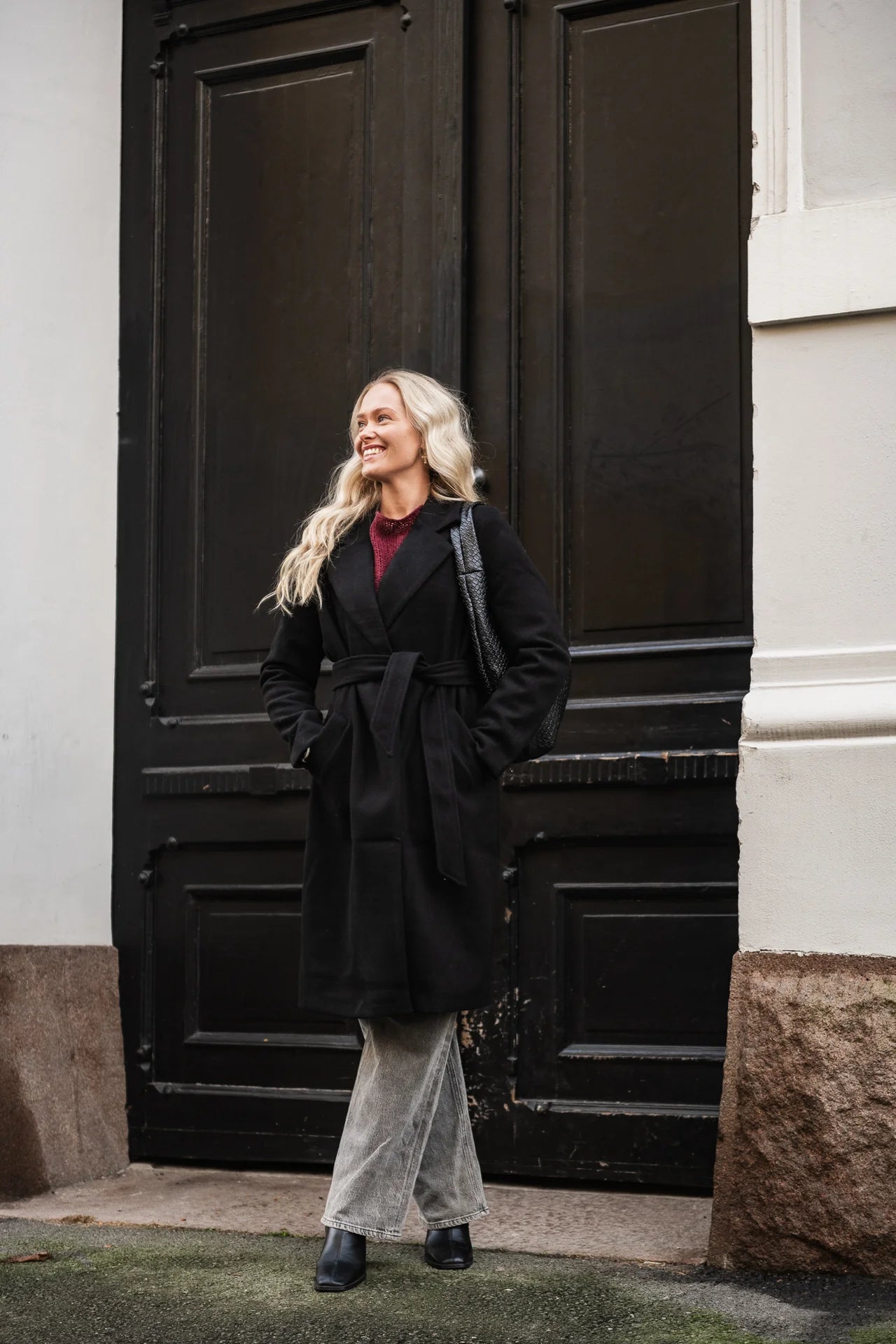 VMFORTUNEAYA Coat - Black